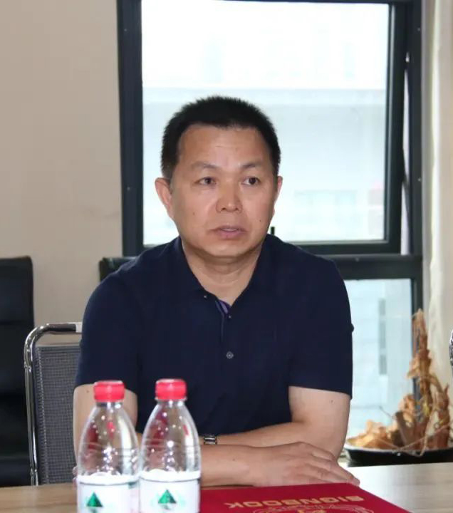 愛(ài)心奶情系學(xué)子，公益情溫暖人心—河南花花牛乳業(yè)集團(tuán)助力基金會(huì)“圓夢(mèng)計(jì)劃?一杯奶”公益項(xiàng)目，愛(ài)心捐贈(zèng)善款50萬(wàn)元！