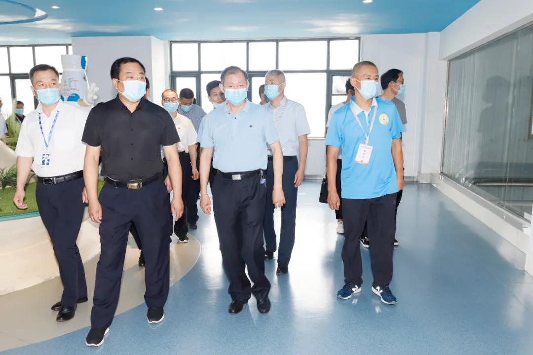 鄭州市安全生產(chǎn)雙重預防體系建設現(xiàn)場觀摩會在花花牛乳業(yè)集團鄭州分公司召開