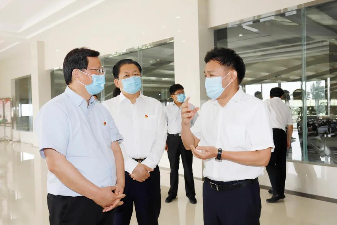 快訊 | 河南省委常委、省紀委書記、省監委主任任正曉蒞臨花花牛乳業集團新蔡瑞亞牧場調研